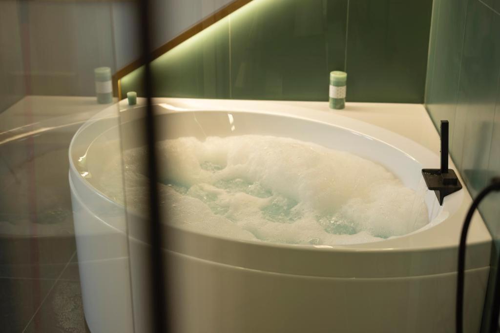 Bed and Breakfast Bali Aqua&Charme Gaeta Exterior foto